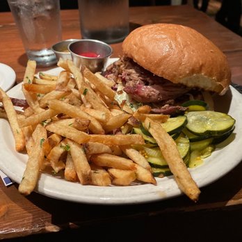West End Tavern - Pulled pork sandwich. Quite good. - New American Near Me - Boulder, Colorado West End Tavern - Pulled pork sandwich. Quite good. - New American Near Me - Boulder, Colorado
