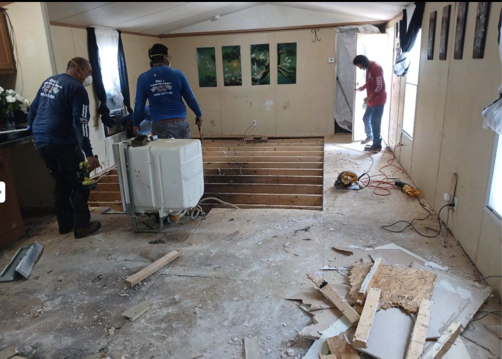 Slide of Rick's Mobile Home Repair