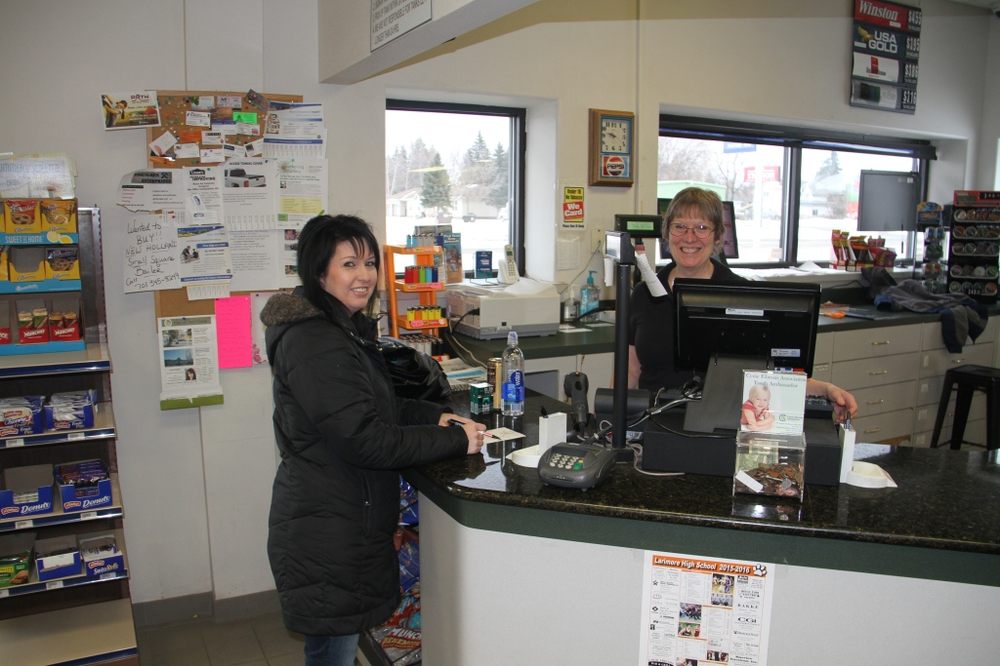 MUTCH GAS Updated September 2024 502 Towner Ave, Larimore, North