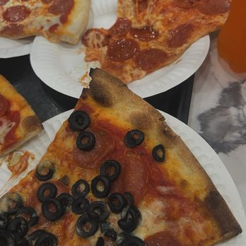 Andiamo Pizza - Pepperoni Pizza Pie Pepperoni black olive - Pizza Near Me - New York, New York Andiamo Pizza - Pepperoni Pizza Pie Pepperoni black olive - Pizza Near Me - New York, New York
