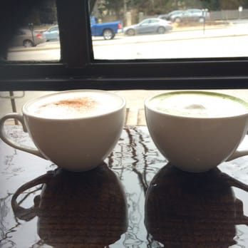 Luna Bakery Cafe - Chai and Matcha Lattes - Cafes Near Me - Cleveland, Ohio