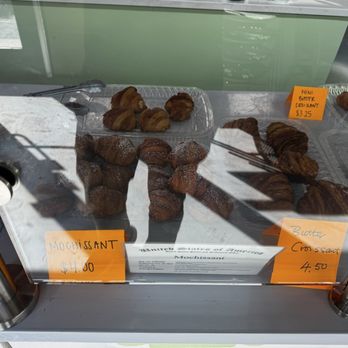 Rolling Out Cafe - Bakeries Near Me - San Diego, California