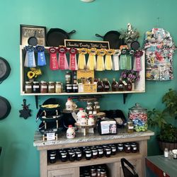 Annette's Country Skillet Diner - Fair !!
