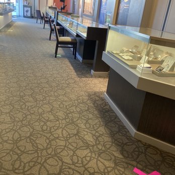 Kay Jewelers - Social distancing markers - Jewelry Near Me - Laurel, Maryland Kay Jewelers - Social distancing markers - Jewelry Near Me - Laurel, Maryland
