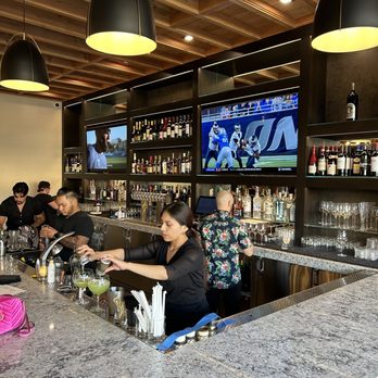 Bistro 120 - Bar Area - New American Near Me - Oakdale, California