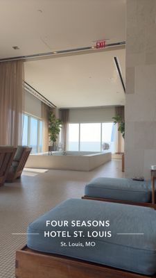 Four Seasons Hotel St. Louis by null