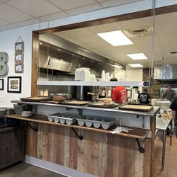 Hillbilly’s Barbeque & Steaks