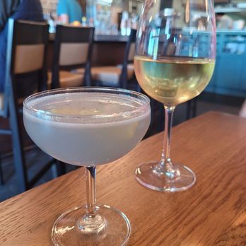 Lola Rose - Aviation and a chardonnay. - Mediterranean Near Me - Mount Pleasant, South Carolina