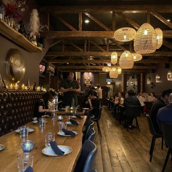 Kama - Wicker Park - Interior - Indian Near Me - Chicago, Illinois Kama - Wicker Park - Interior - Indian Near Me - Chicago, Illinois