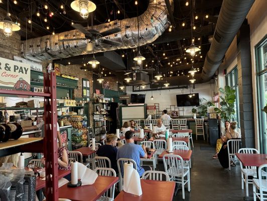 Little Hats Market by null Little Hats Market by null