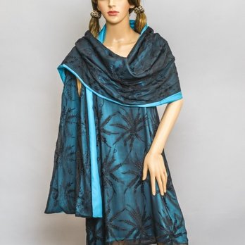 Kitty Fisher - Luxurious Silk Evening Wrap and Dress - Accessories Near Me - Nottingham, NGM Kitty Fisher - Luxurious Silk Evening Wrap and Dress - Accessories Near Me - Nottingham, NGM