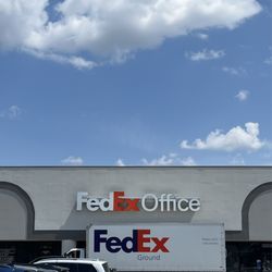 FedEx Office Print & Ship Center - Entrance