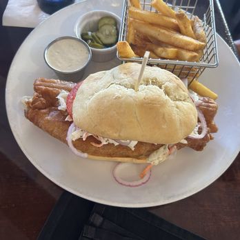 101 Ocean - Fried grouper sandwich - New American Near Me - Lauderdale-by-the-Sea, Florida