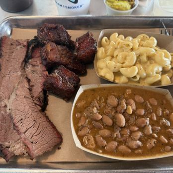 Heim Barbecue - Brisket, Bacon Burnt Ends, Beans, Mac & Cheese - Barbeque Near Me - Dallas, Texas Heim Barbecue - Brisket, Bacon Burnt Ends, Beans, Mac & Cheese - Barbeque Near Me - Dallas, Texas