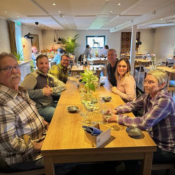 Store Ringheim Hotell og Restaurant - Excellent farm to table restaurant in the renovated basement stable of this farm/hotel/restaurant on the outskirts of Voss - Scandinavian Near Me - Skulestadmo, 02