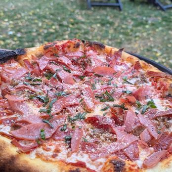 Apple Outlaw - Italian! - Cideries Near Me - Jacksonville, Oregon Apple Outlaw - Italian! - Cideries Near Me - Jacksonville, Oregon