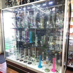 Smokin Pipes Smoke Shop St. Petersburg Fl - Water Pipes a-plenty