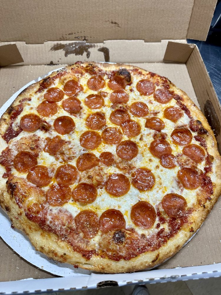 Paige's Roadside Market & Pizza