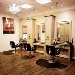 Alora Salon and Spa - Stylist stations