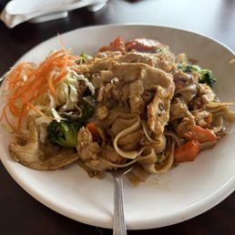 Chicken pad see ew Chicken pad see ew