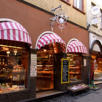 Cafe Flair - Café Flair - Eingang von der Fußgängerzone - Cafes Near Me - Cochem, RP Cafe Flair - Café Flair - Eingang von der Fußgängerzone - Cafes Near Me - Cochem, RP