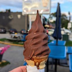 Tom's Dairy Freeze - Chocolate dipped ice cream