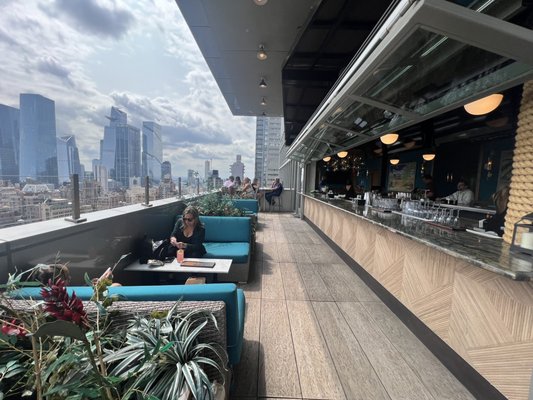 License to Chill Bar - Times Square by null