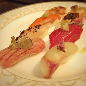 Yashin Sushi - 8 piece chef's selection. - Sushi Bars Near Me - London, XGL Yashin Sushi - 8 piece chef's selection. - Sushi Bars Near Me - London, XGL