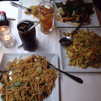 Chef Yu - Lo main, pineapple fried rice, Hunan spicy beef. - Szechuan Near Me - New York, New York Chef Yu - Lo main, pineapple fried rice, Hunan spicy beef. - Szechuan Near Me - New York, New York
