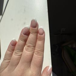 Suite Nails & Spa by Julie - French tip