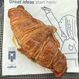 Veggie croissant Veggie croissant