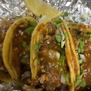 Taqueria Los Dos Gallos - Buche/cabeza - Food Trucks Near Me - Vernon, California Taqueria Los Dos Gallos - Buche/cabeza - Food Trucks Near Me - Vernon, California