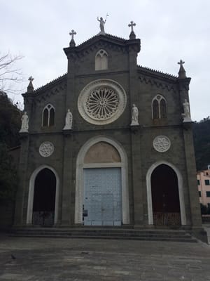 Church of San Giovanni Battista of Riomaggiore by null