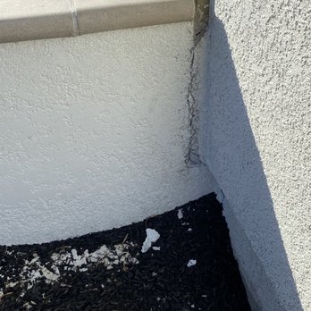 K & B Landscape Services - Stucco showing addition separating from the house. - Landscaping Near Me - Pleasanton, California K & B Landscape Services - Stucco showing addition separating from the house. - Landscaping Near Me - Pleasanton, California