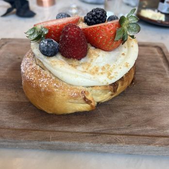 Provisional Kitchen - Cinnamon roll - Breakfast & Brunch Near Me - San Diego, California