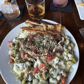 District Tavern - Pesto Chicken - Bars Near Me - Tampa, Florida