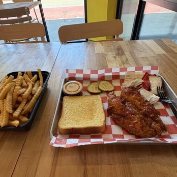 Hot Chi Chicken - Chicken Shop Near Me - Chicago, Illinois