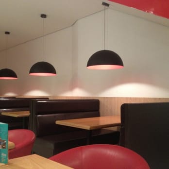 K'pop Chicken - Mesas confortáveis - Korean Near Me - São Paulo, SP