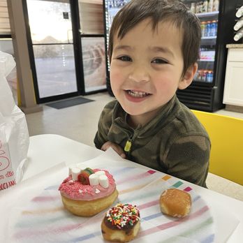 SD Donuts - Best donuts = happy customer - Donuts Near Me - McKinney, Texas SD Donuts - Best donuts = happy customer - Donuts Near Me - McKinney, Texas