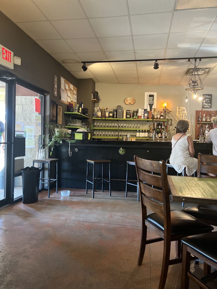 Wages Brewing Company Logo