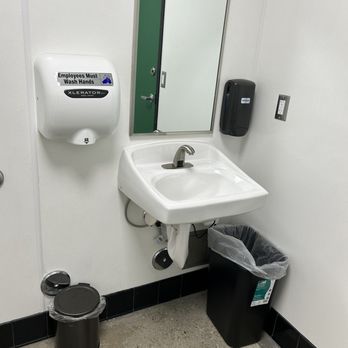 Mr Pickle's Sandwich Shop - Clean Restroom ! - Sandwiches Near Me - Van Nuys, California