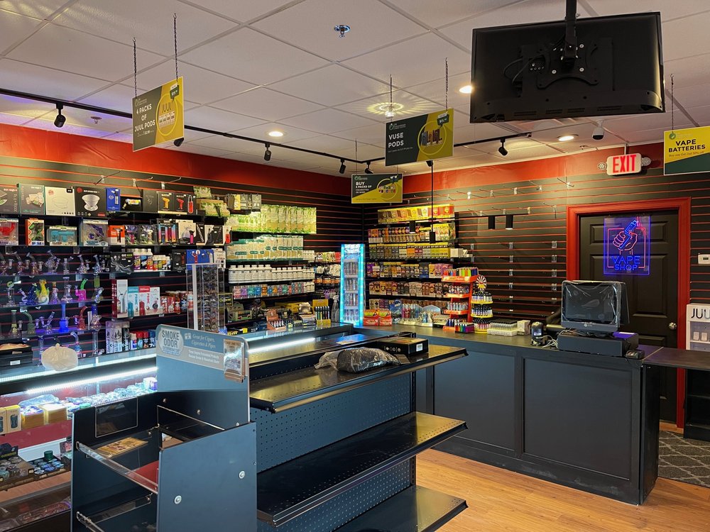 I’M CONVENIENCE & SMOKE CENTER Updated August 2024 16 Photos 375