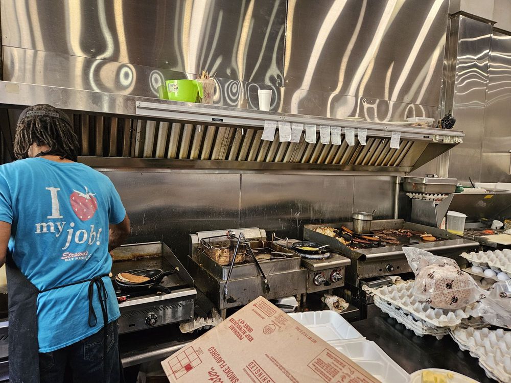 Strawn's Eat Shop