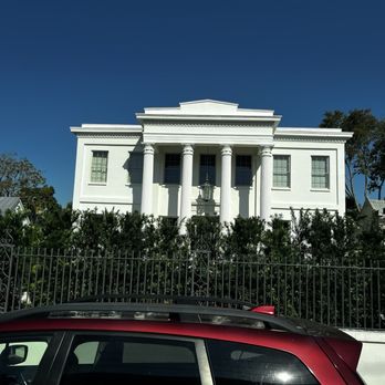 Adventure Sightseeing Tours Corp - Historic mansion - Tours Near Me - Charleston, South Carolina