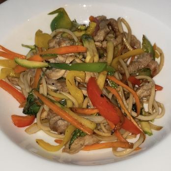 Asiana - Pork chow mein noodles, delicious!! - Chinese Near Me - Playa del Carmen, ROO