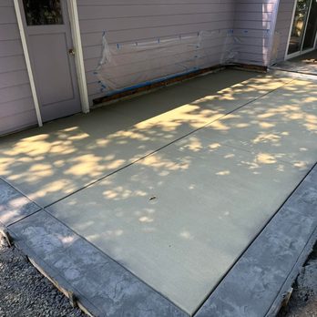 Standing Stone Construction - Concrete slab with stamped border - Masonry/Concrete Near Me