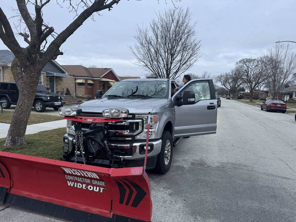 Slide of Manny's Building Maintenance And HVAC