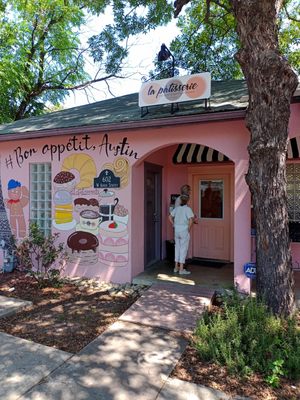 La Pâtisserie by null