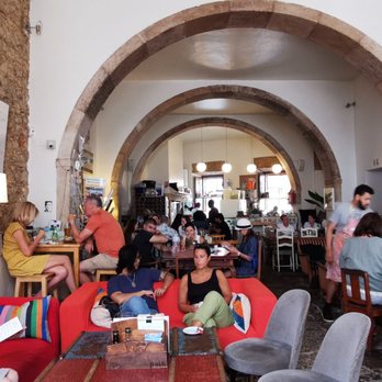 Pois Café - Austrian Near Me - Lisbon, 11