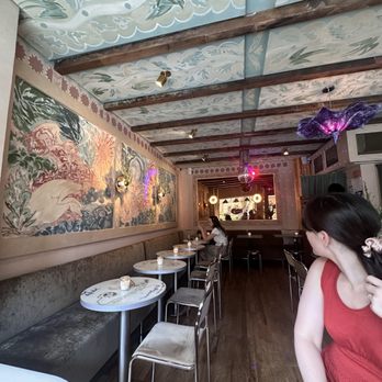 Binx - Ample seating - Wine Bars Near Me - New York, New York Binx - Ample seating - Wine Bars Near Me - New York, New York